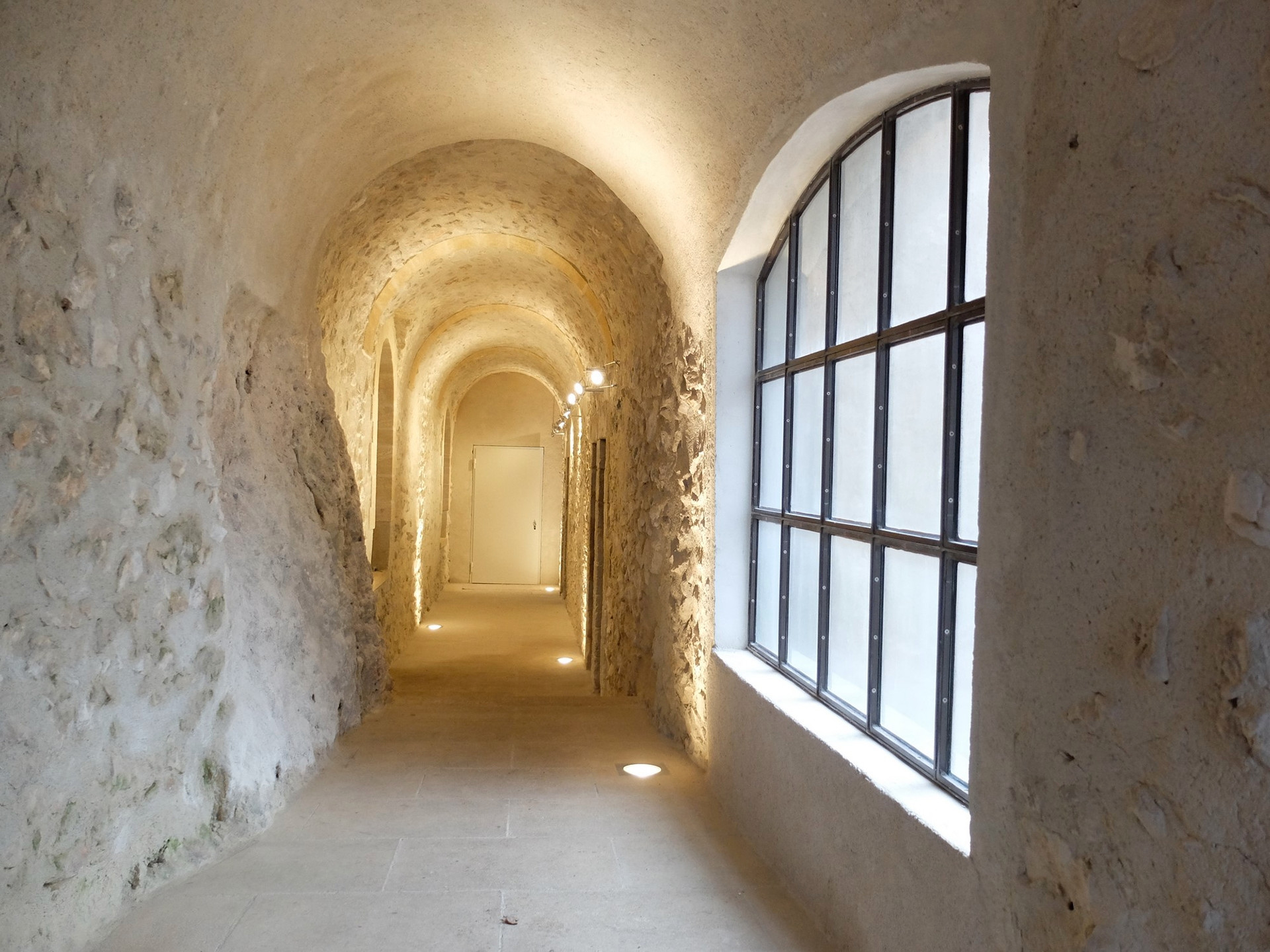 Prieuré Sainte-Victoire, Vauvenargues - photo 8