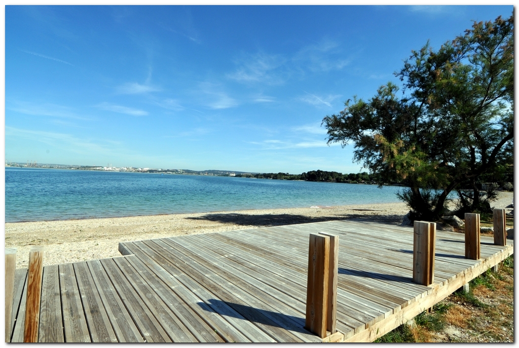 Vitrolles Tourisme Point Info - photo 4