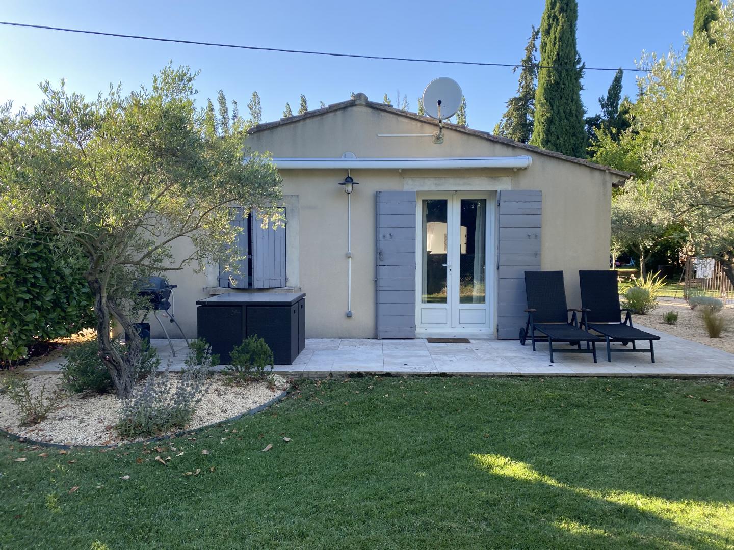 Les Bressières, Sénas - photo 18