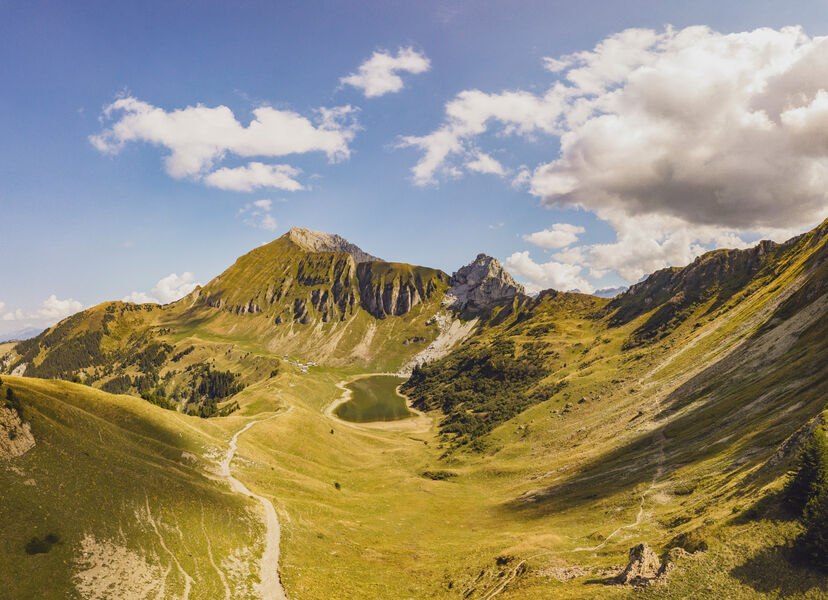 Randonnées guidées lacs et sommets