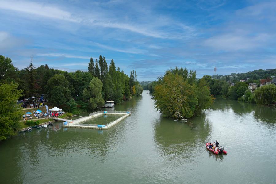 Photo du bassin aménagé pour la baignade en Marne à Saint-Maur 