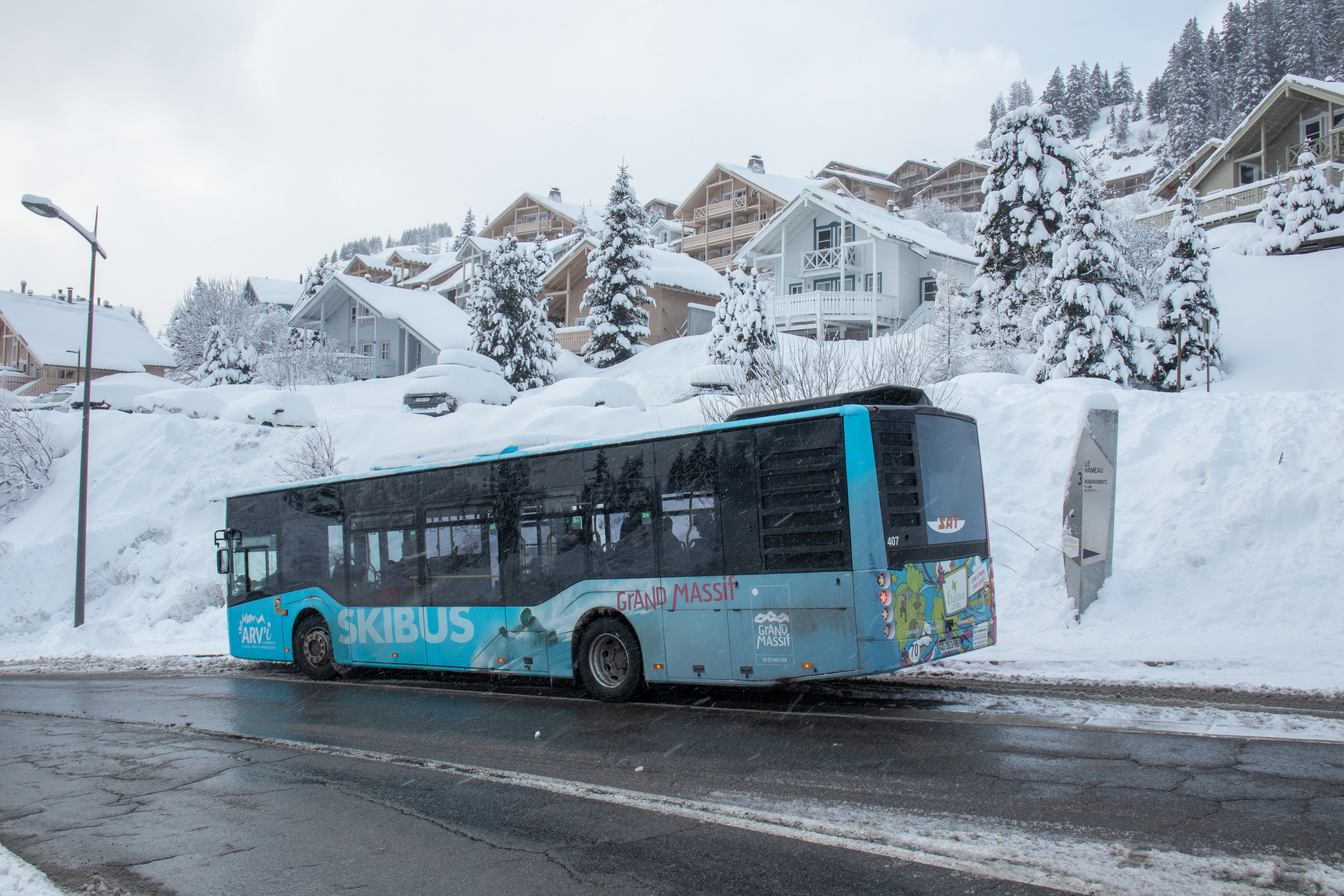 Shuttle stop to Flaine resort