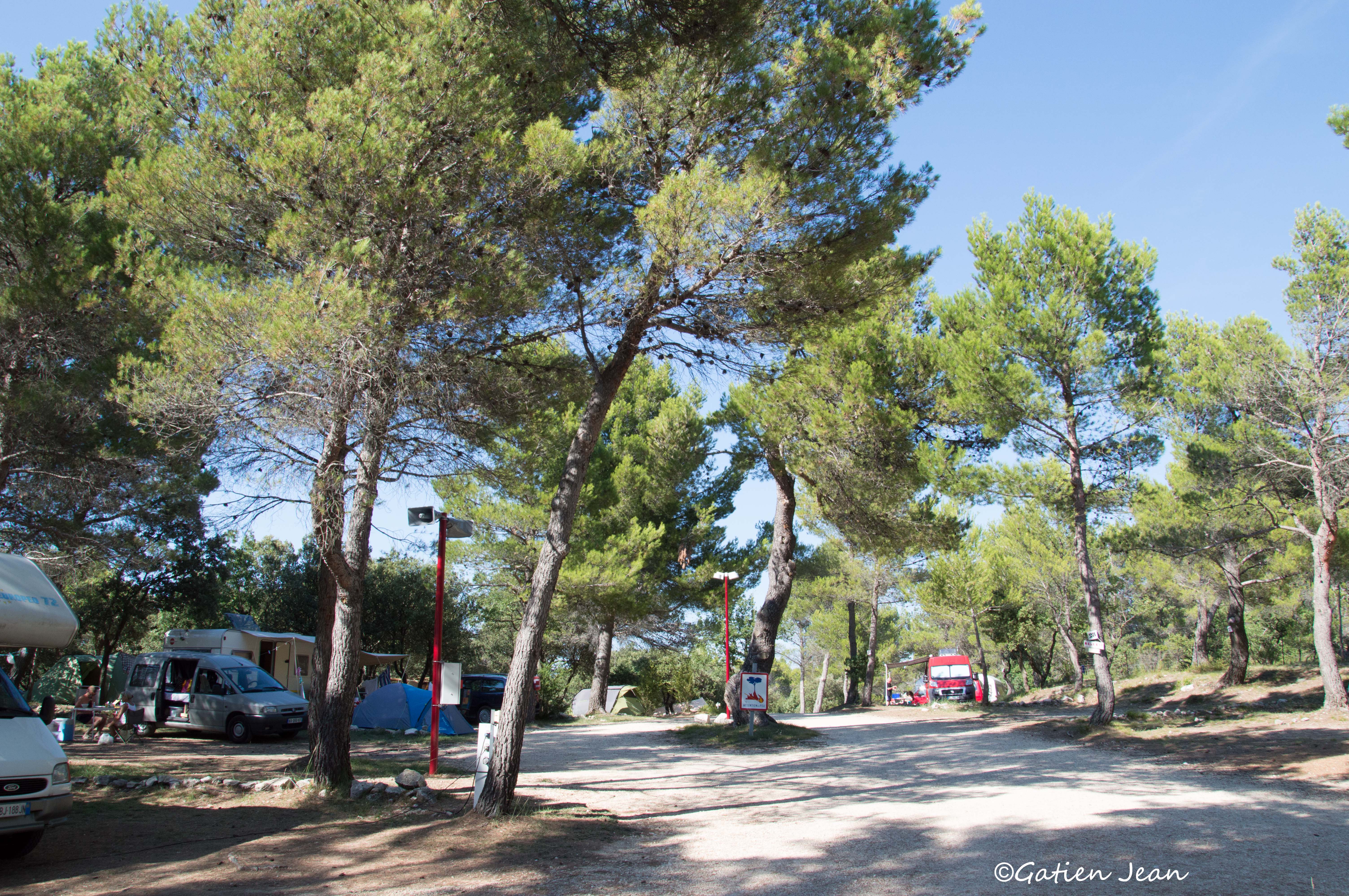 Les Chalottes Campsite photo 2