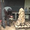 Sculpture Tronçonneuse - Jean-Nicolas Gresle Découpe à la tronçonneuse Ⓒ Site internet Com Com Pay d'Huriel - 2020