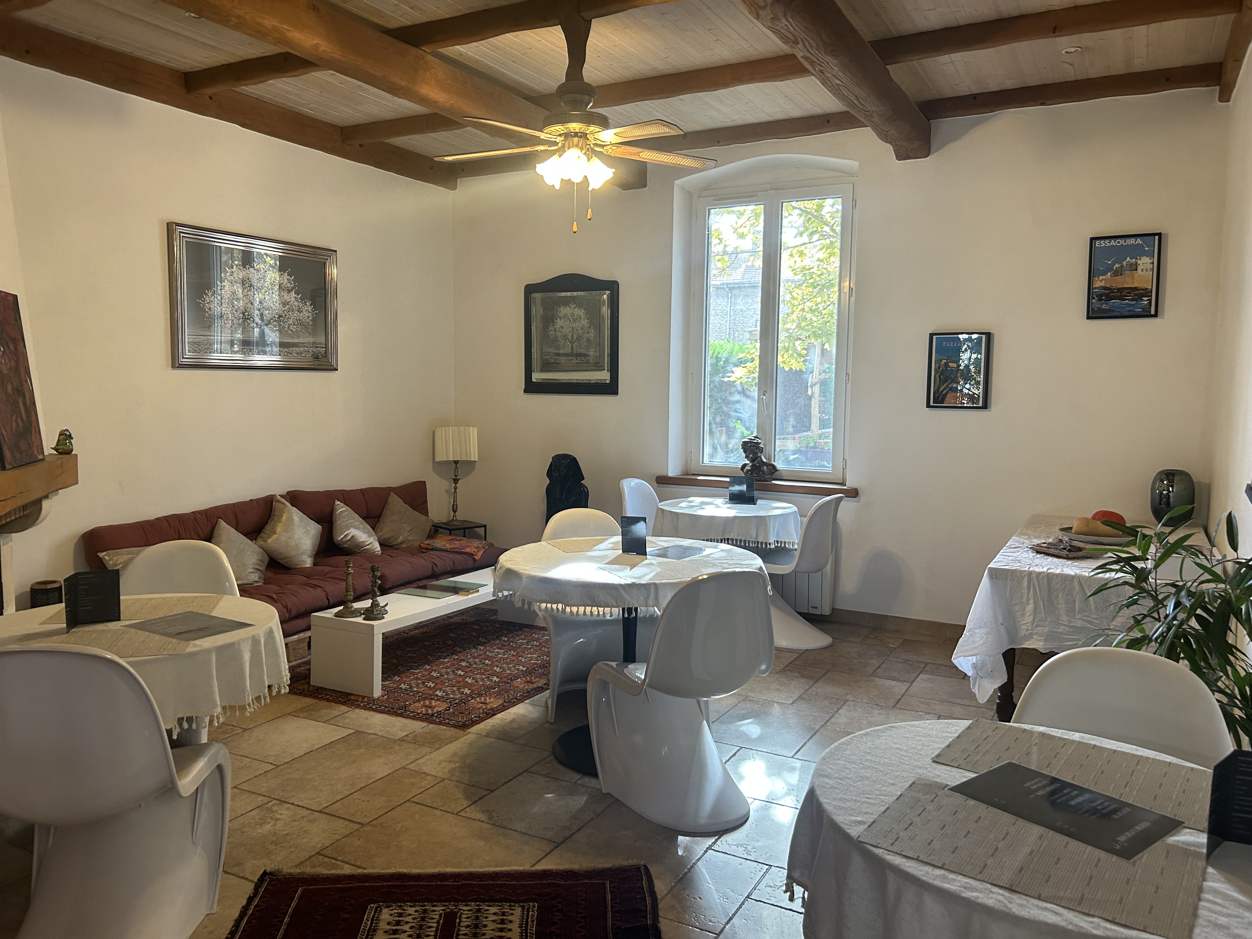 61e437d39886f64b4050