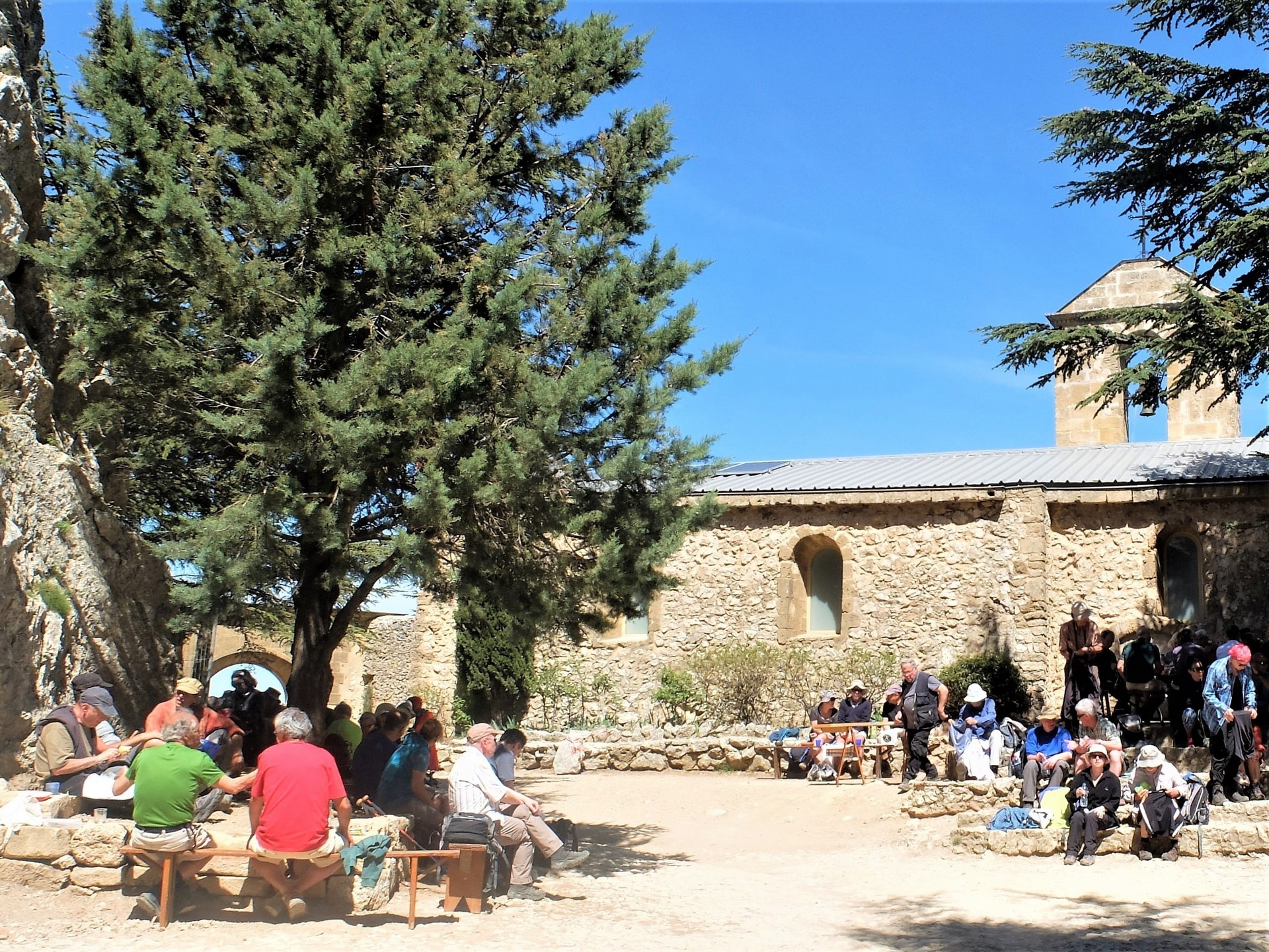 Prieuré Sainte-Victoire, Vauvenargues - photo 3