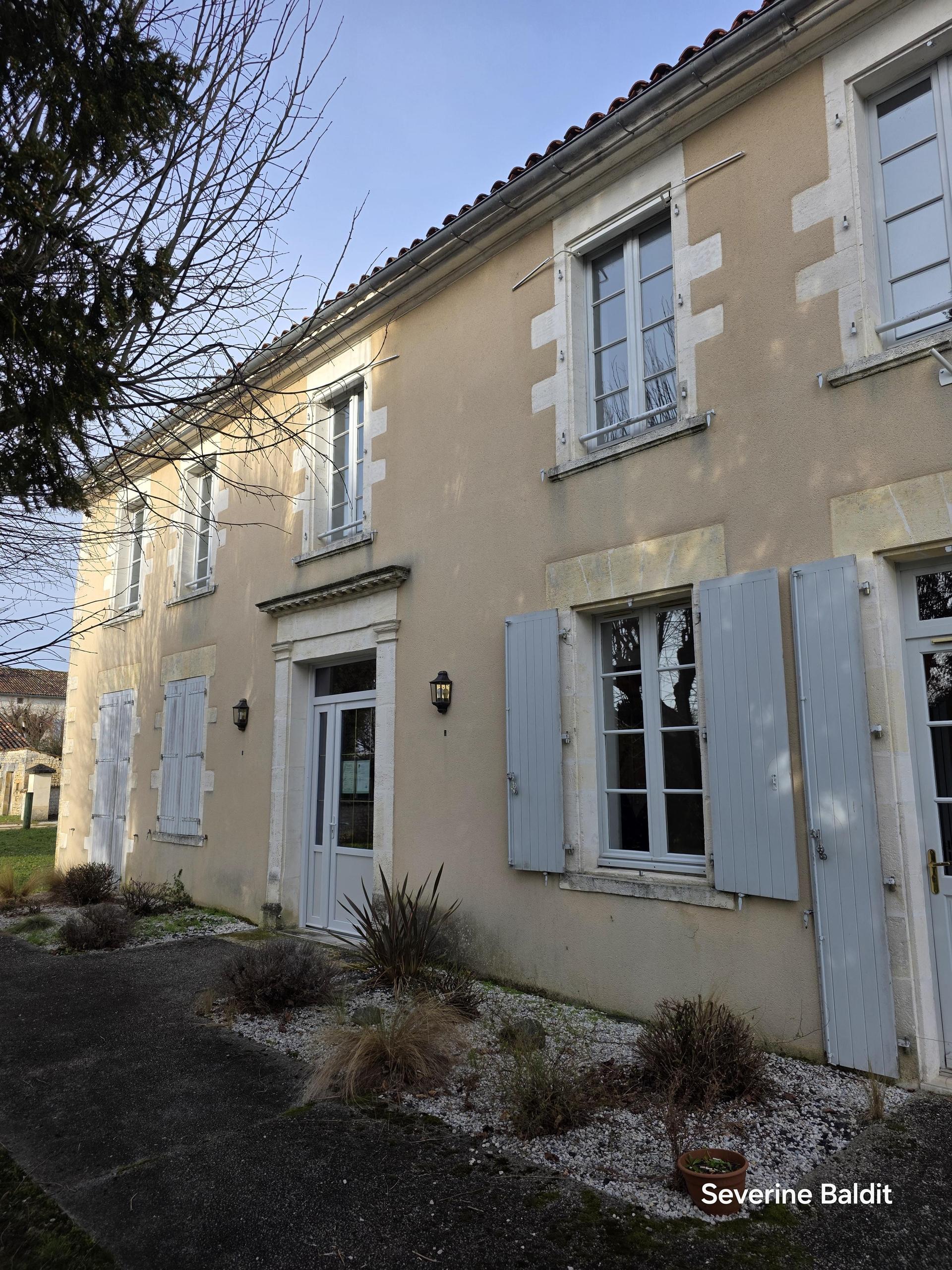 Mairie de Saint-Palais-du-Né