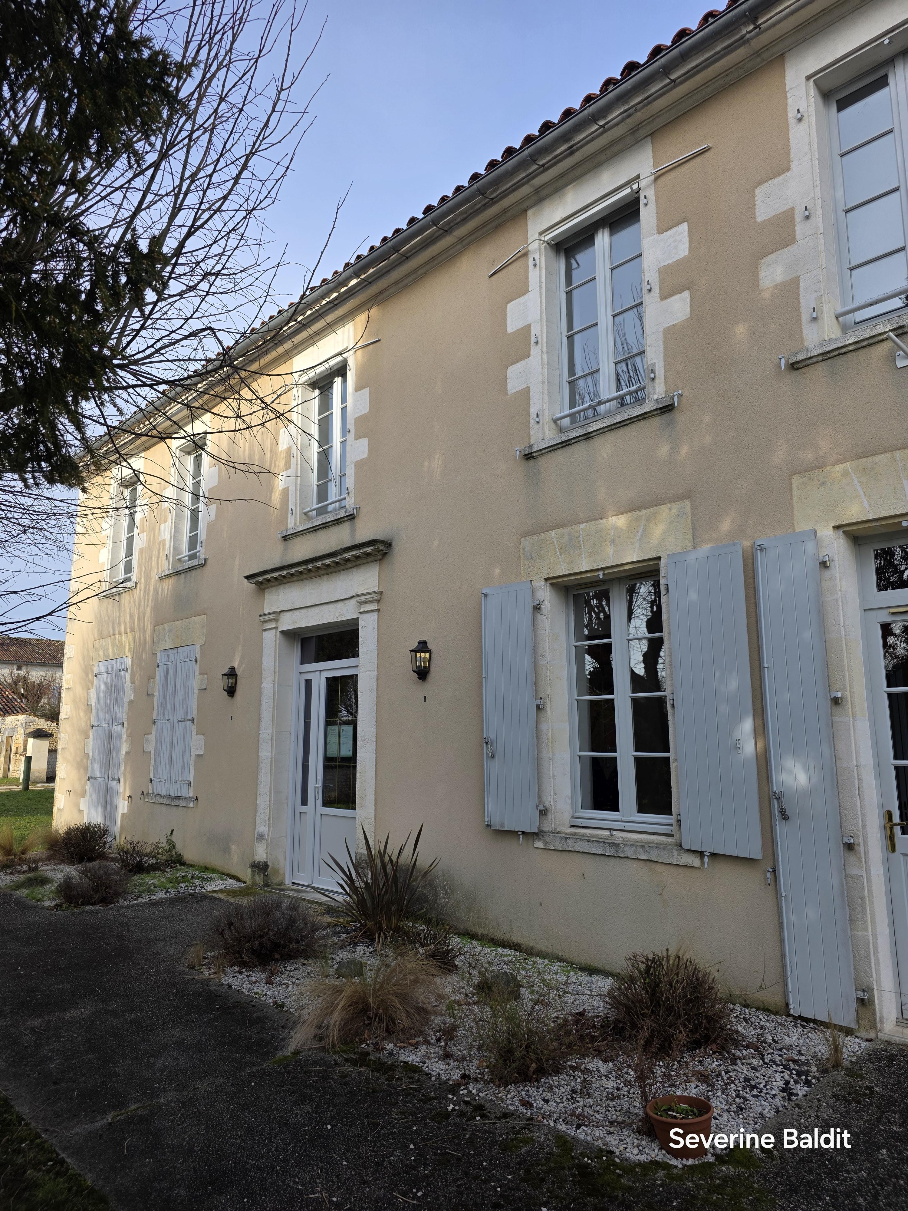 Mairie de Saint-Palais-du-Né