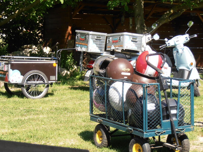 scoot nomad vacances en famille en scooter drome provençale