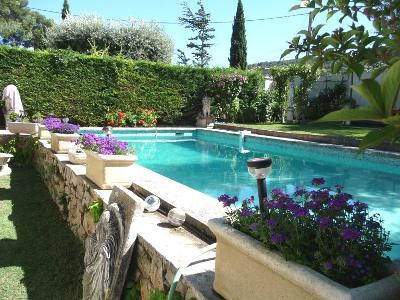 M et Mme Lebrun, Ventabren - photo 2