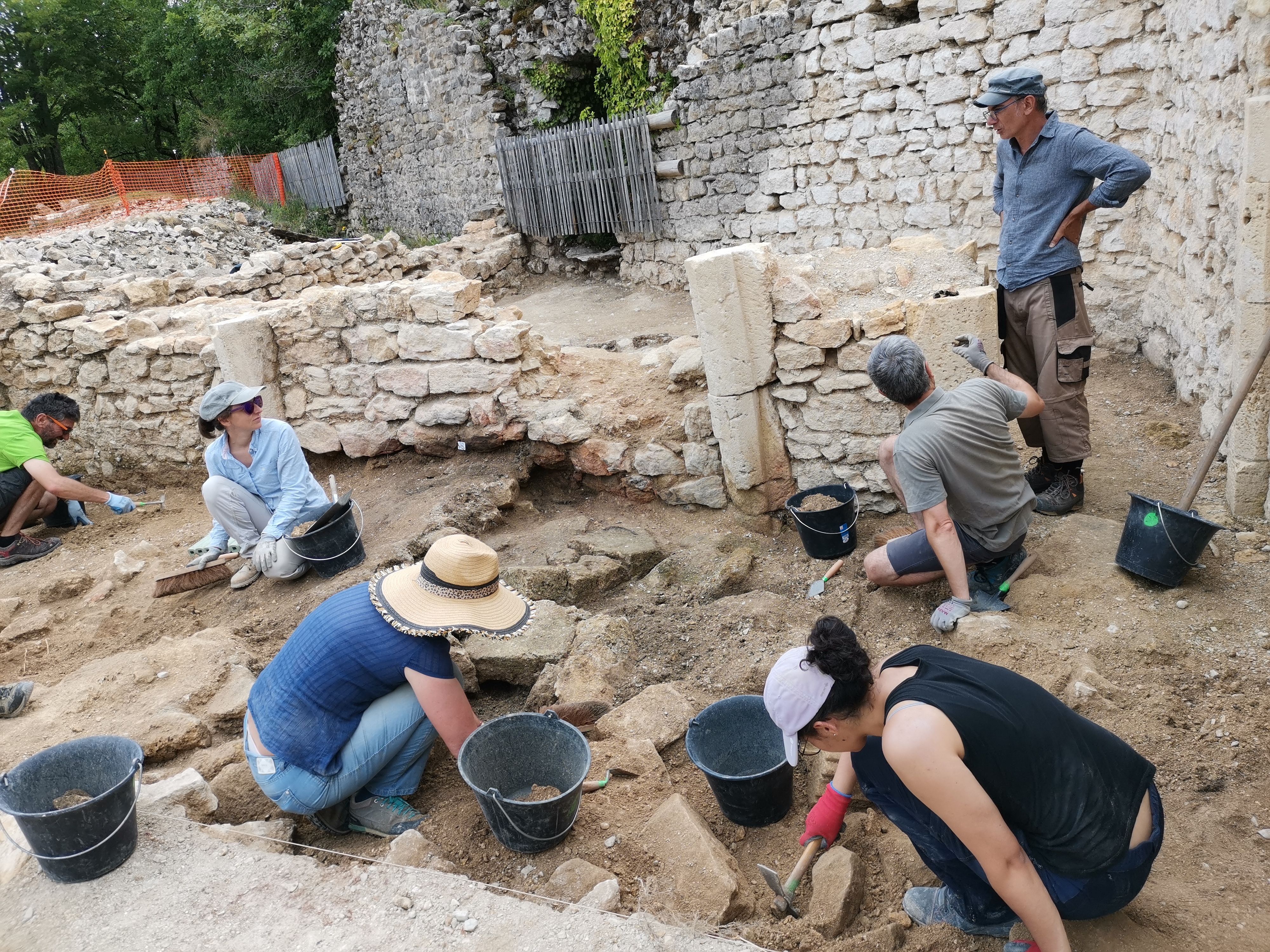 Visites guides des fouilles de Chateauneuf