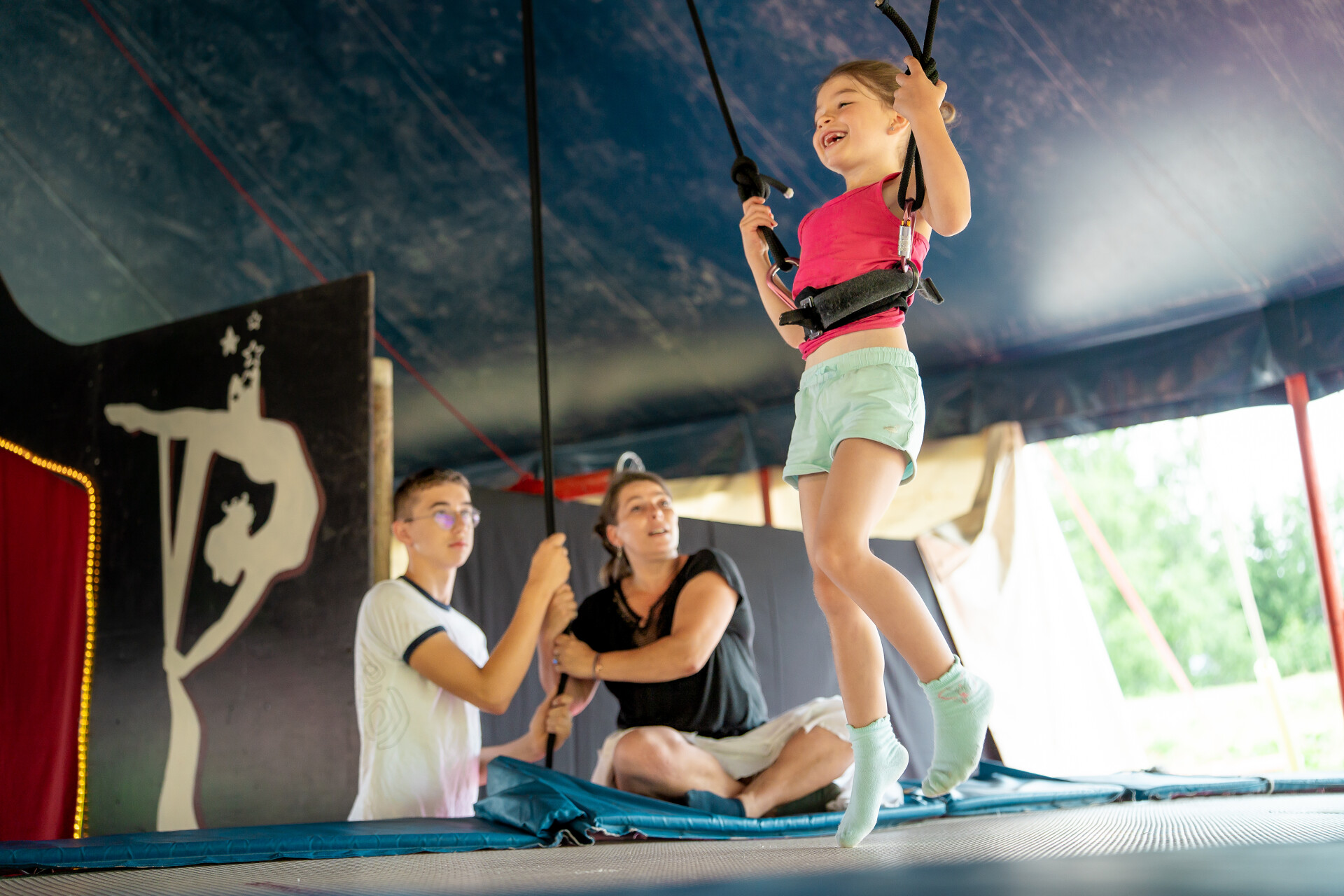 Atelier initiation au cirque | Cie Circo Bello - Les Estivales Sauvages