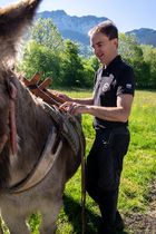 Donkey ride with the Genti'ânes farm