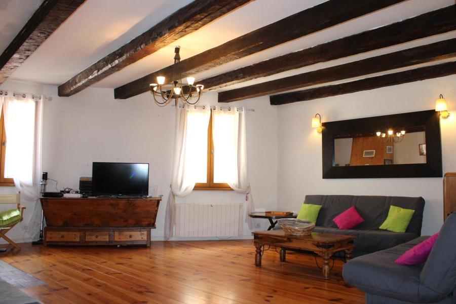 Le Gîte du Four-Séjour/Salon/Cheminée-Saint-Martin-Vésubie-Gîtes de France des Alpes-Maritimes