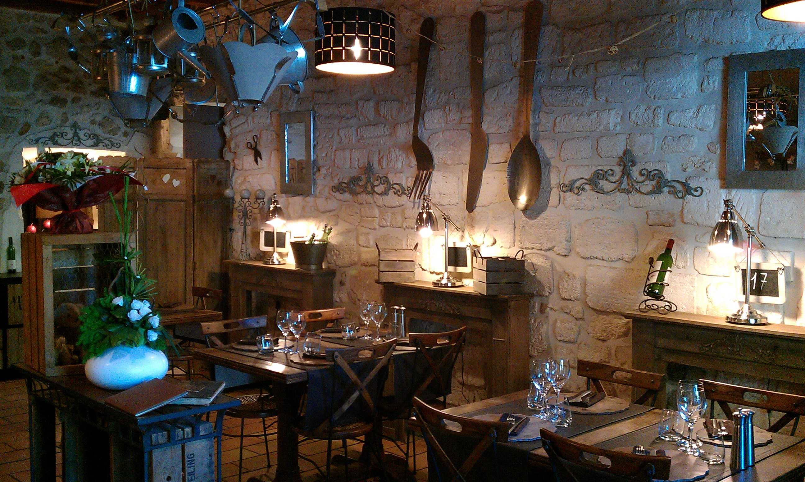 Restaurant L'Oustaloun, Maussane-les-Alpilles - photo 3