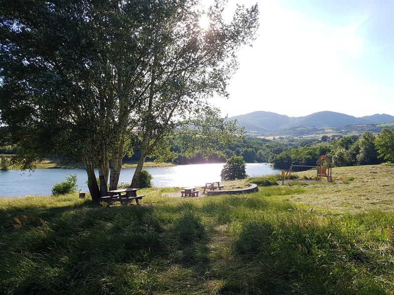 Aire de pique-nique lac de la Madone