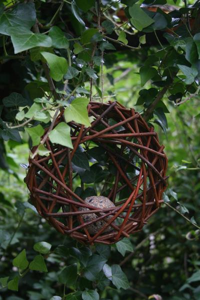 Atelier Création d'une mangeoire roue en osier