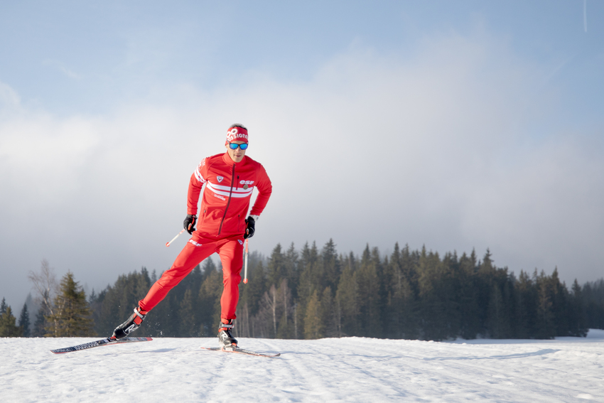 Cours de ski de fond avec l'ESF aux Plans d'Hotonnes
