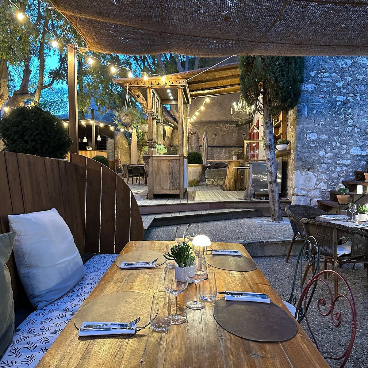 Sous Les Micocouliers - photo 2