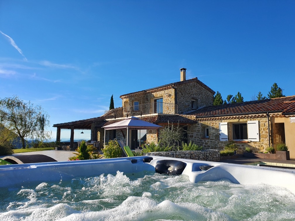 Maison vue du spa