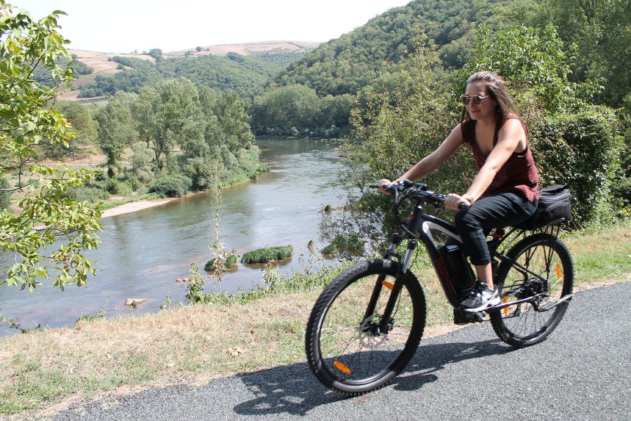 Balade à vélos électriques en Vallée du Tarn