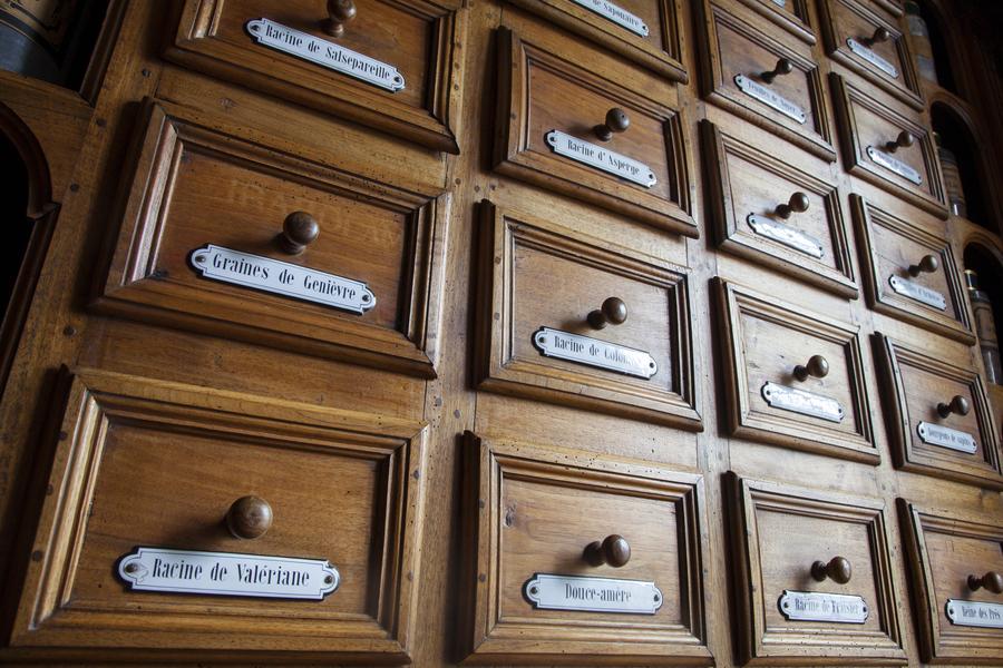 Apothicairerie des Visitantines de Crémieu