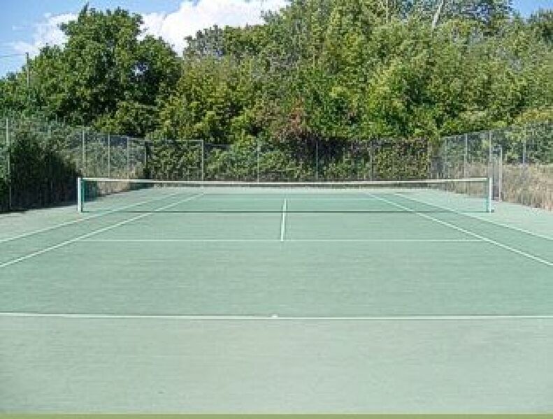 Terrain de tennis