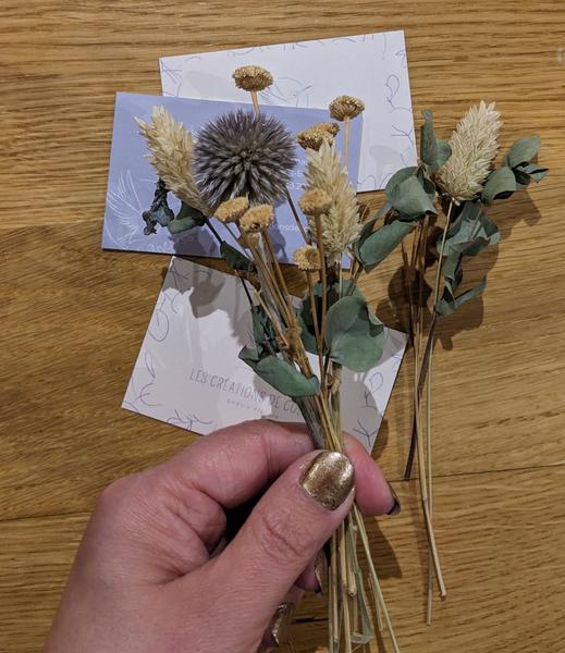 Atelier fleurs séchées : lettres fleuries