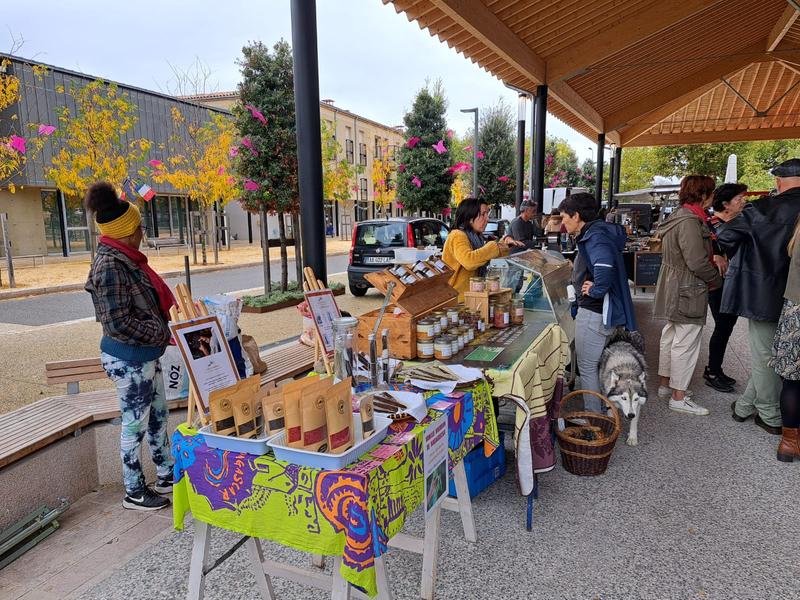 producteurs et artisans sont présents les dimanches matins