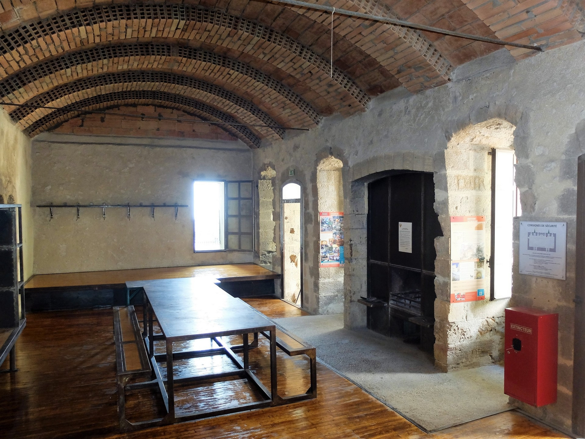 Prieuré Sainte-Victoire, Vauvenargues - photo 9