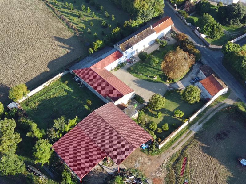 vue aérienne de la propriété
