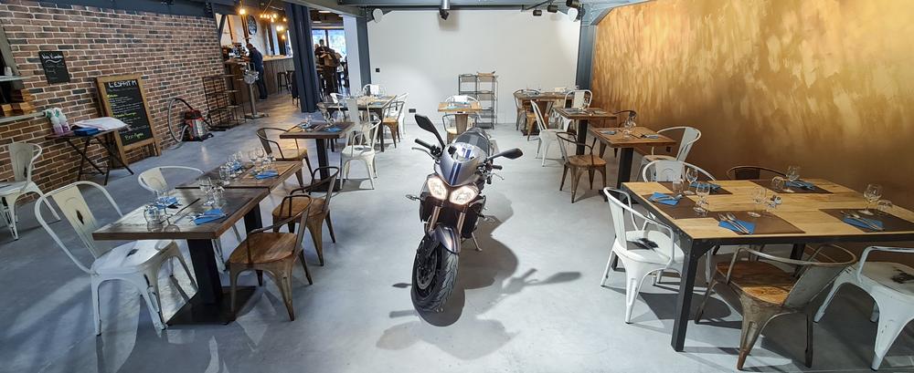 L'Esprit M - Bar Resto moto