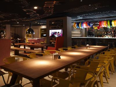 Mama Shelter restaurant traditionnel à Marseille 6ème - photo 2