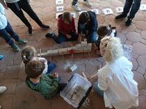 Visite en famille - Jeux de l'oie des bâtisseurs_Pommiers-en-Forez
