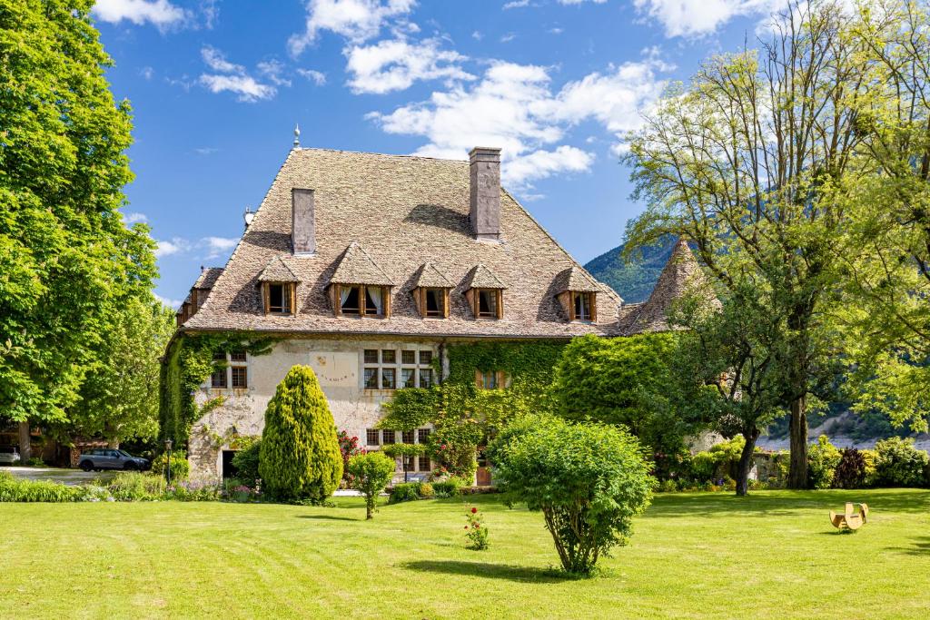 Le bar restaurant du Château d'Herbelon_Treffort