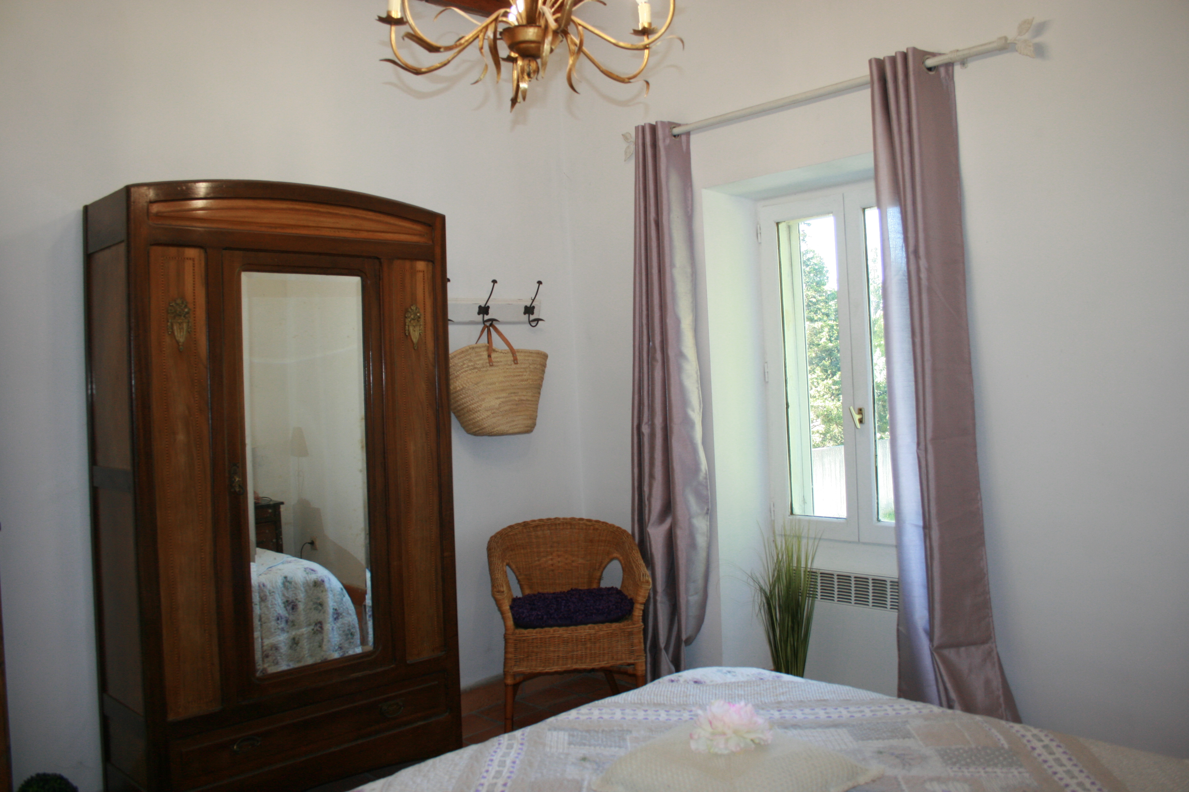 Mas Jullian, Graveson - photo 6