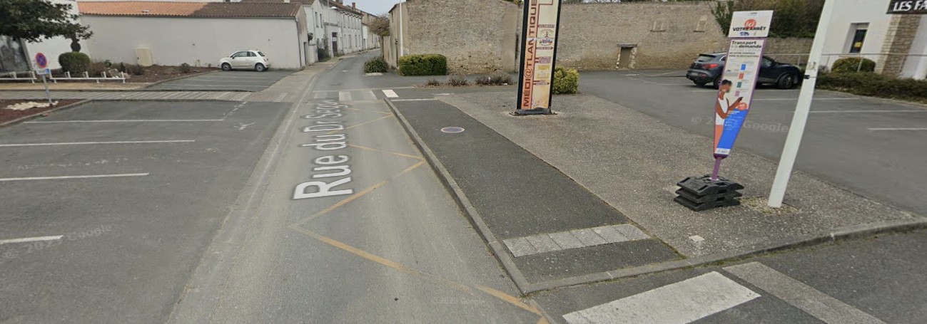 Parking Médiathèque