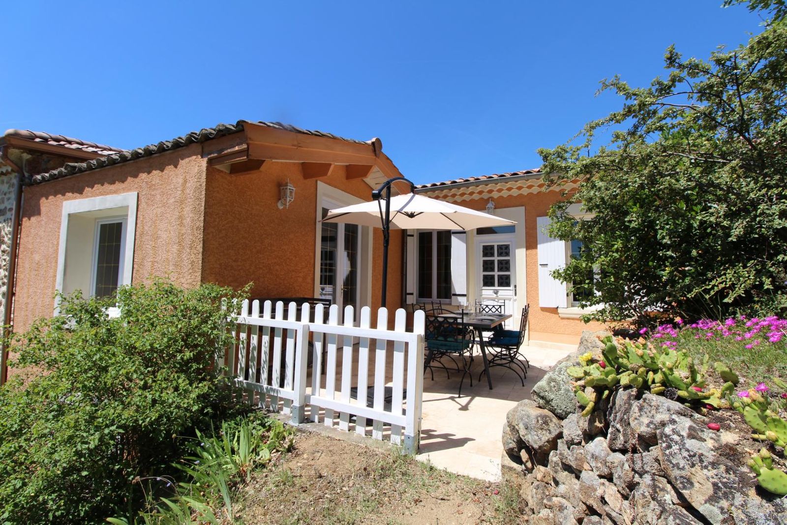 La terrasse du gîte Val'Vercors