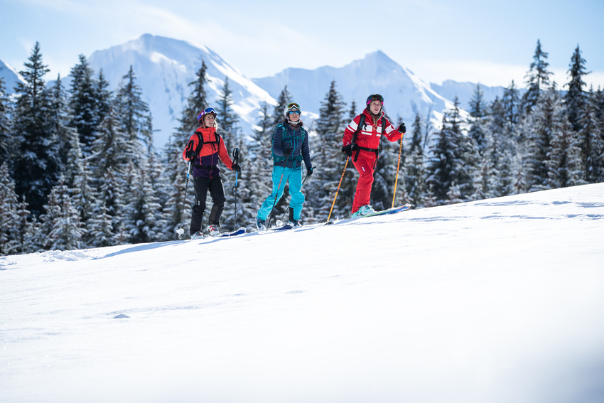 Introduction to ski touring with the ESF