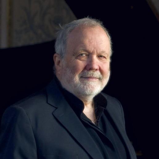 Jean-Claude PENNETIER, piano - © FESTIVAL INTERNATIONAL DE LA HAUTE-CLAREE Jean-Claude PENNETIER, piano - © FESTIVAL INTERNATIONAL DE LA HAUTE-CLAREE