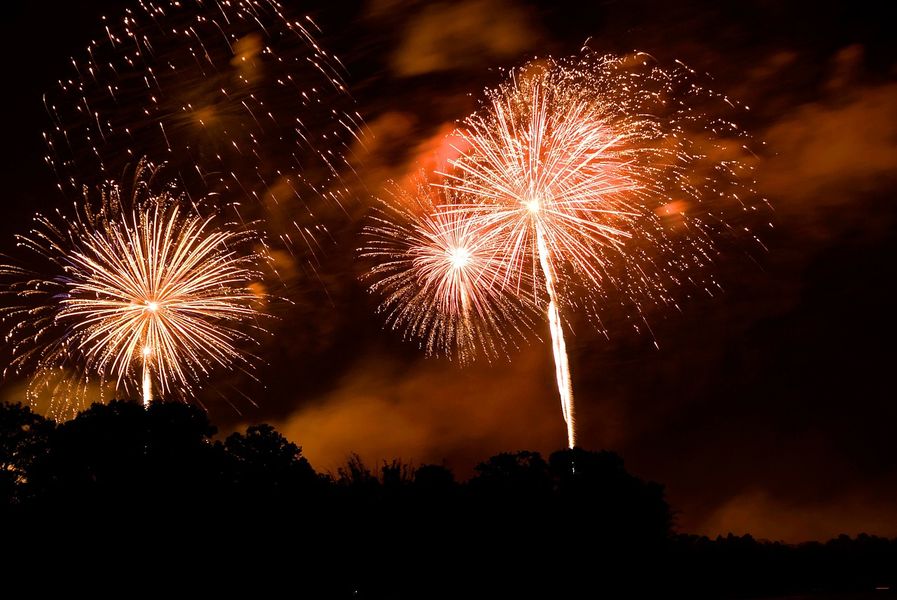 Pique-nique et feu d'artifice - Droiturier