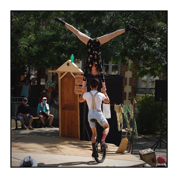 Spectacle de cirque "Etranges étrangers" - Cie Kilombo