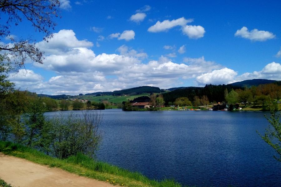 Tour sécurisé et plat autour du Lac des Sapins