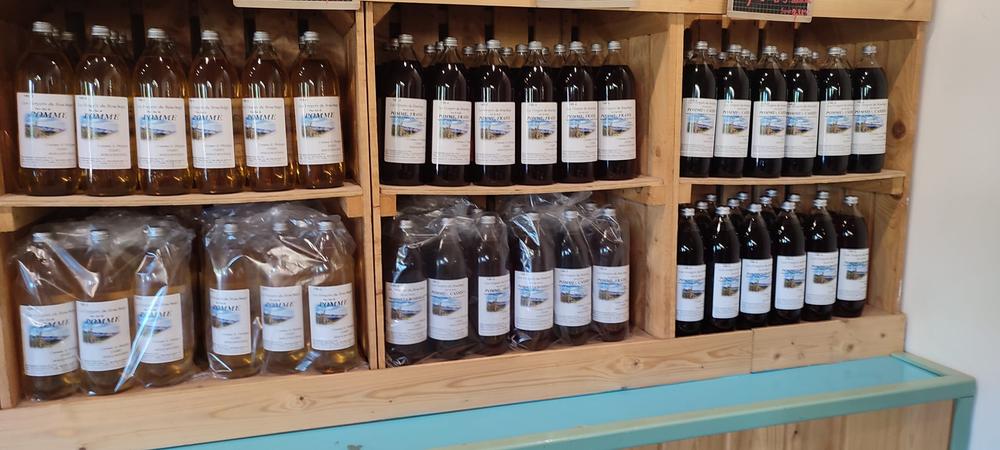 Boutique des Vergers du Bouchage, producteurs des Balcons du Dauphiné, Nord Isère