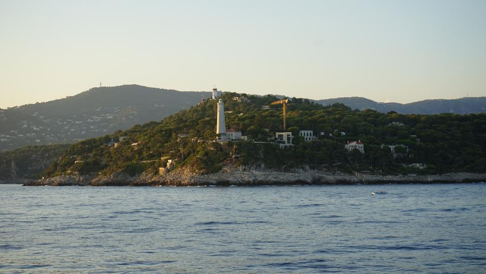 La presqu'île aperçue pendant la balade coucher de soleil