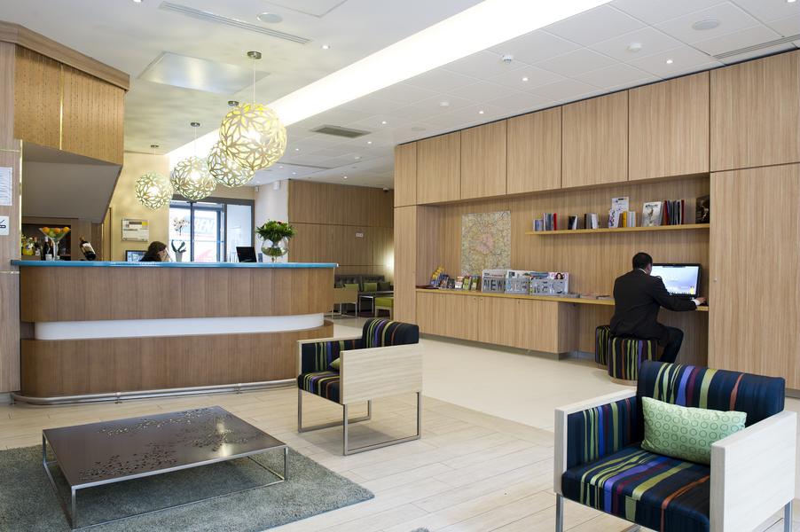 hall de réception de l'Adagio City Aparthotel de Vincennes 