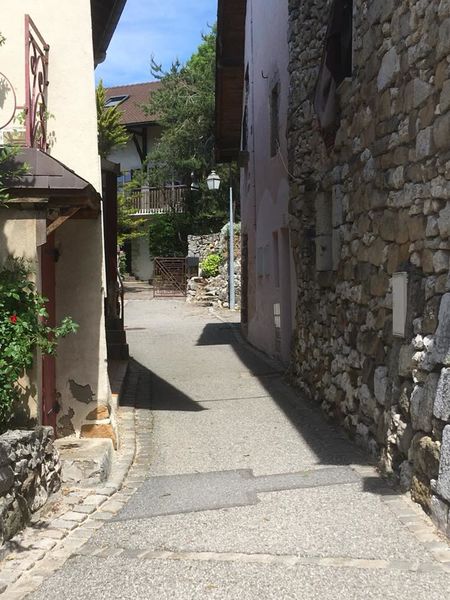 Vieux bourg de Crusielles