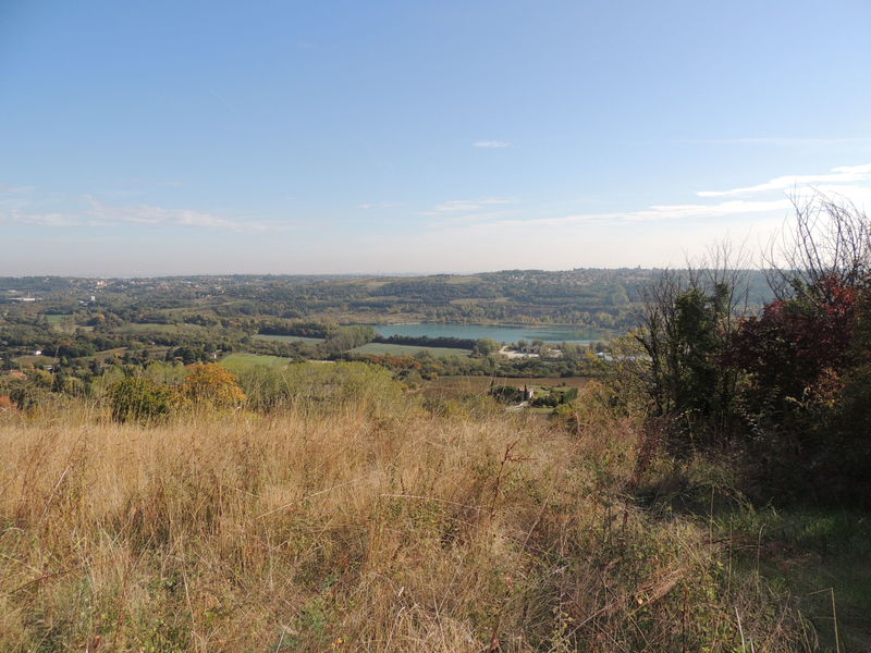 Chemin des Revoultes - Montagny