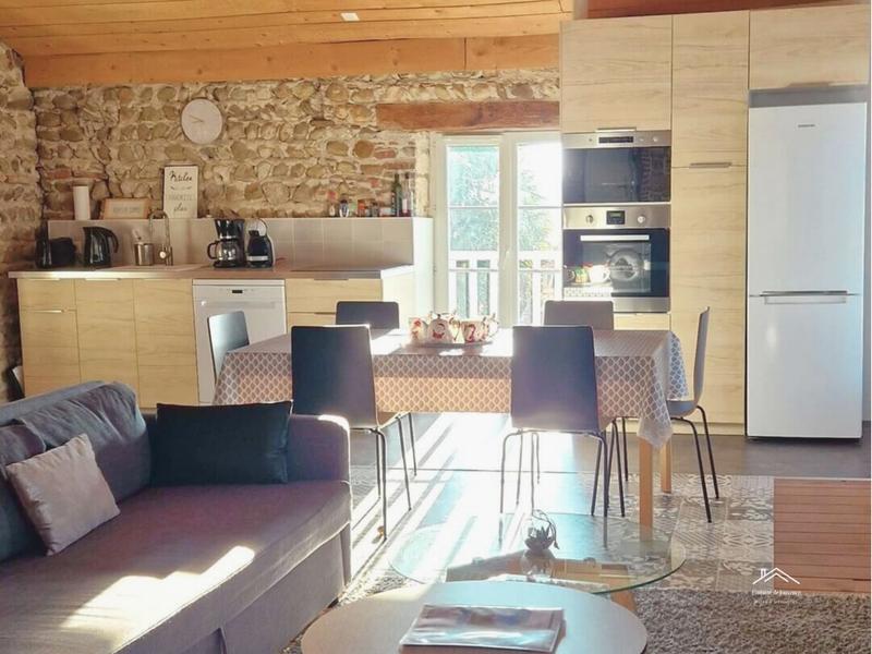 Les Jouvencelles Salon