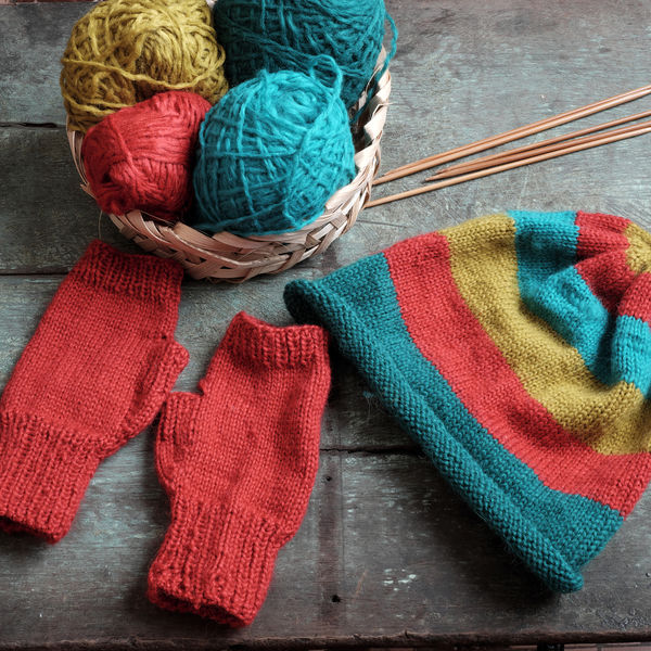 Atelier tricot et crochet… spécial 'neige' - © Stocklib Atelier tricot et crochet… spécial 'neige' - © Stocklib